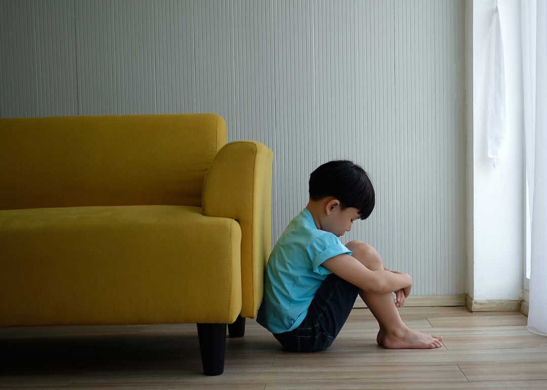 当孩子戴上眼罩：除了视力，请别忽略这场“心理保卫战”！